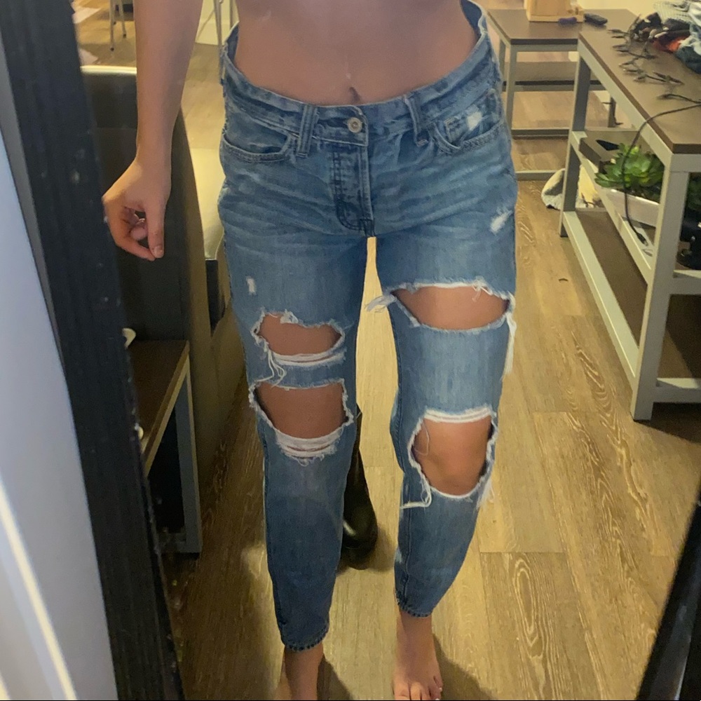 High rise boyfriend jeans